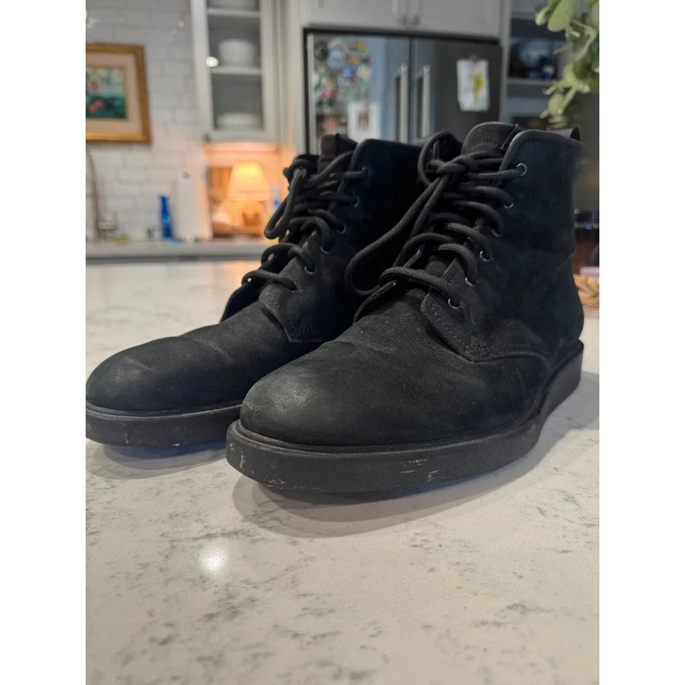 Rag & Bone distressed Black Suede Crepe Sole Lace Up Boot. Made in Italy Size 42